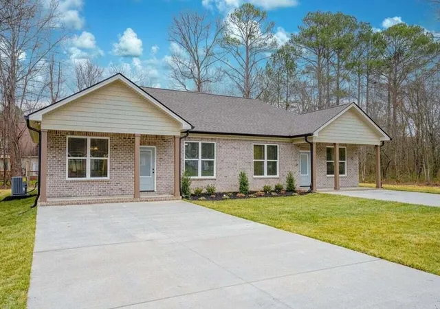 Photo 1 of Multi family home for sale at 6951 Robinson Dr, Chattanooga, TN 37421 | MLS# 3514090 | Listing updated on 2026-09-11