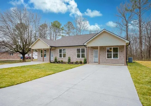 Photo 2 of Multi family home for sale at 6951 Robinson Dr, Chattanooga, TN 37421 | MLS# 3514090 | Listing updated on 2026-09-11