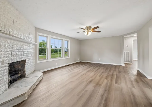 Photo 3 of Single family home for sale at 631 Bethany Rd, Red Boiling Springs, TN 37150 | MLS# 3512752 | Listing updated on 2026-10-07