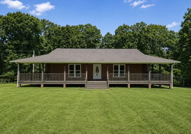 Photo 1 of Single family home for sale at 3115 Fire Tower Rd, Erin, TN 37061 | MLS# 3514302 | Listing updated on 2026-10-18