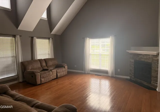 Photo 4 of Single family home for sale at 1468 Dewberry Ln, Sevierville, TN 37862 | MLS# 3511233 | Listing updated on 2026-09-11