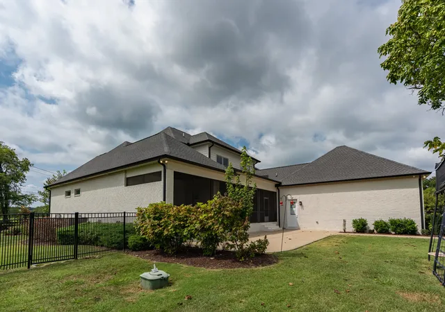 Photo 3 of Single family home for sale at 2070 Swamp Leanna Rd, Murfreesboro, TN 37129 | MLS# 3525981 | Listing updated on 2026-10-25