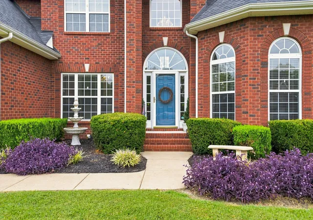 Photo 3 of Single family home for sale at 1216 Harvest Grv Blvd, Murfreesboro, TN 37129 | MLS# 3545711 | Listing updated on 2026-10-28