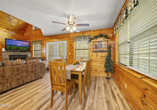 Photo 4 of Single family home for sale at 1656 Racoon Den Way, Sevierville, TN 37862 | MLS# 3512558 | Listing updated on 2026-09-11