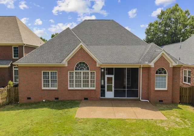 Photo 2 of Single family home for sale at 123 Gallagher Dr, Franklin, TN 37064 | MLS# 3512913 | Listing updated on 2026-10-28