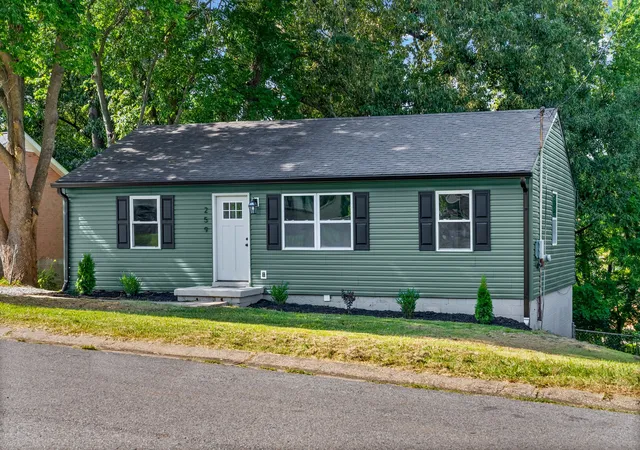 Photo 2 of Single family home for sale at 259 Raintree Dr, Clarksville, TN 37042 | MLS# 3513020 | Listing updated on 2026-10-01