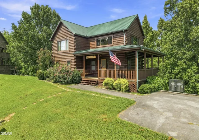 Photo 1 of Single family home for sale at 2043 Oakmont Dr, Sevierville, TN 37876 | MLS# 3512790 | Listing updated on 2026-10-16