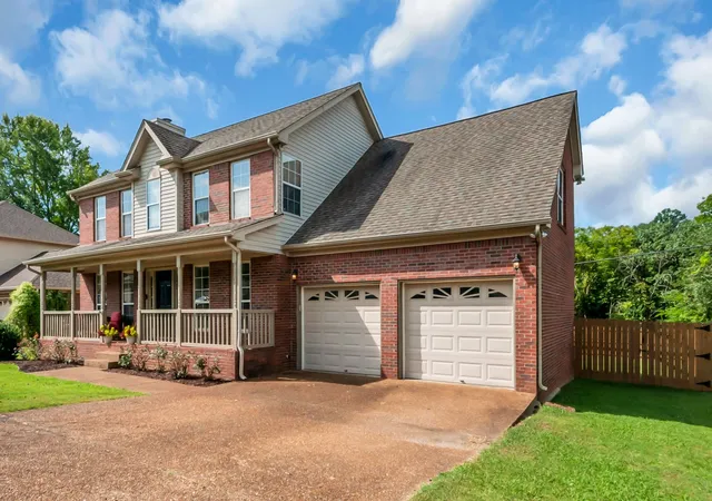 Photo 2 of Single family home for sale at 7945 Boone Trce, Nashville, TN 37221 | MLS# 3512883 | Listing updated on 2026-10-23