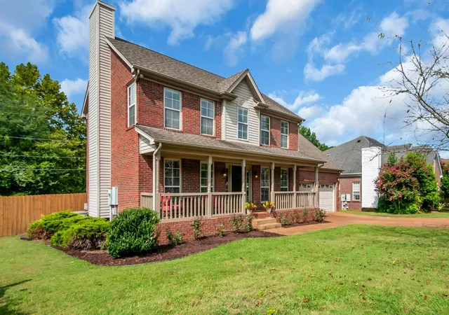 Photo 3 of Single family home for sale at 7945 Boone Trce, Nashville, TN 37221 | MLS# 3512883 | Listing updated on 2026-10-23