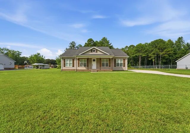 Photo 4 of Single family home for sale at 2648 Wayside Rd, Manchester, TN 37355 | MLS# 3519338 | Listing updated on 2026-09-24
