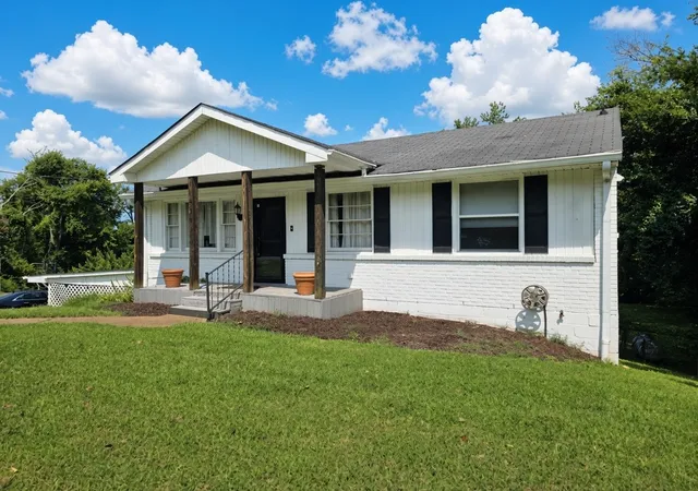 Photo 2 of Single family home for sale at 437 Cornish Dr, Nashville, TN 37207 | MLS# 3512853 | Listing updated on 2026-09-12