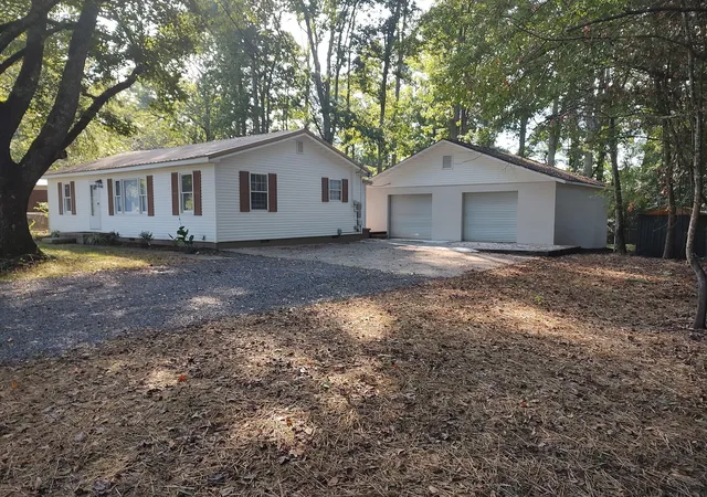 Single family home for sale at 3223 Bates Dr, Rocky Face, GA 30740 | MLS# 3513173