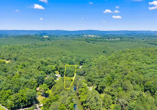 Photo 3 of Single family home for sale at 16129 Lakewood Dr, Sale Creek, TN 37373 | MLS# 3513187 | Listing updated on 2026-09-11