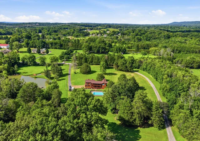 Photo 3 of Single family home for sale at 7830 Mahan Gap Rd, Ooltewah, TN 37363 | MLS# 3518406 | Listing updated on 2026-09-25