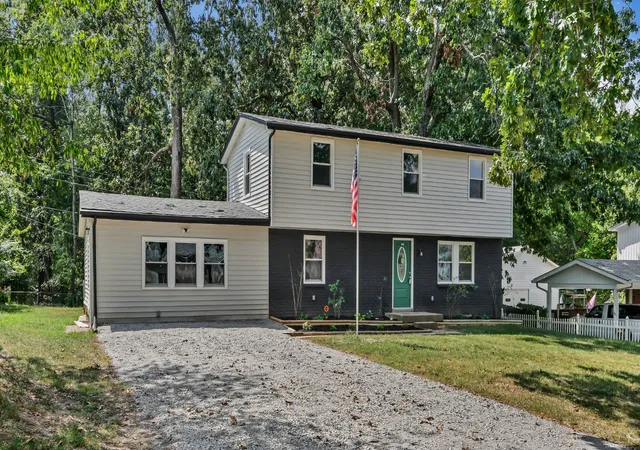 Photo 2 of Single family home for sale at 448 Appleton Dr, Clarksville, TN 37042 | MLS# 3515189 | Listing updated on 2026-09-09