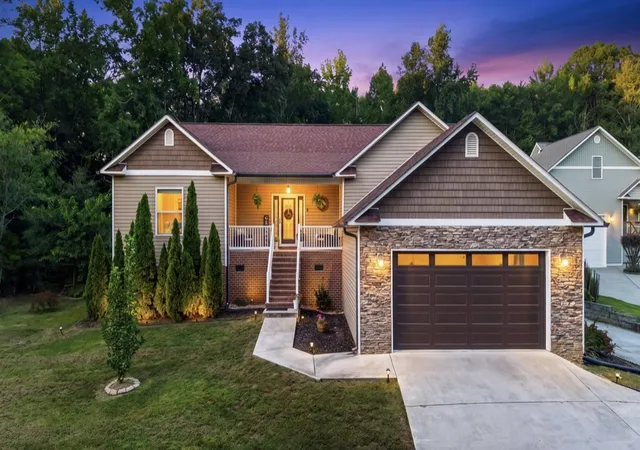 Photo 1 of Single family home for sale at 685 York Rd Ne, Cleveland, TN 37323 | MLS# 3527937 | Listing updated on 2026-09-23