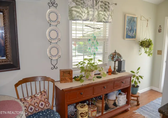 Photo 4 of Manufactured home for sale at 28 Cottage St, Crossville, TN 38571 | MLS# 3513303 | Listing updated on 2026-09-11