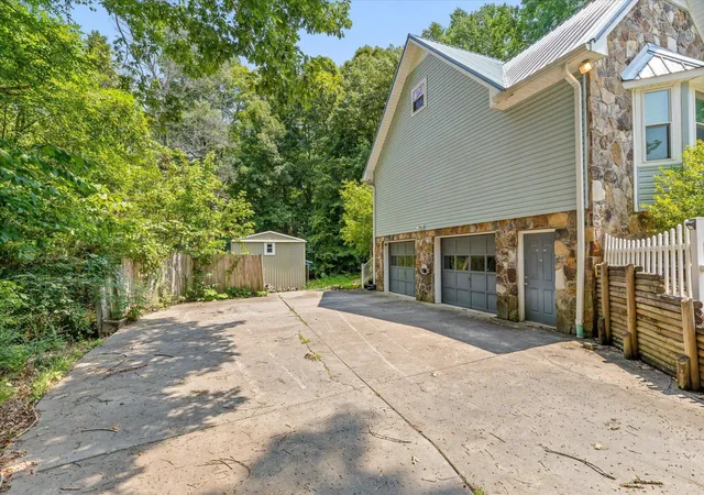 Photo 4 of Single family home for sale at 120 NW Buckeye Ln, Cleveland, TN 37312 | MLS# 3513368 | Listing updated on 2026-09-11