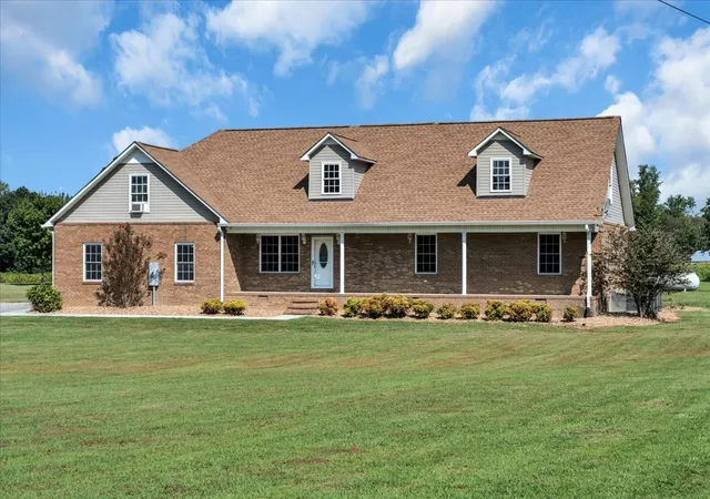 Photo 1 of Single family home for sale at 2657 Maple Springs Rd, Manchester, TN 37355 | MLS# 3515293 | Listing updated on 2026-10-09