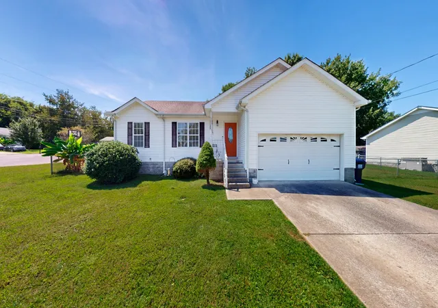 Photo 2 of Single family home for sale at 507 Corlew Cir, White Bluff, TN 37187 | MLS# 3514118 | Listing updated on 2026-09-21