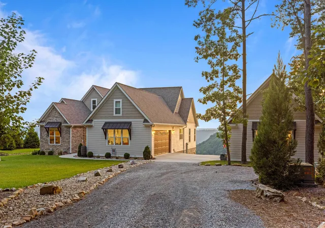 Photo 1 of Single family home for sale at 3745 Raulston Fls Rd, Jasper, TN 37347 | MLS# 3514106 | Listing updated on 2026-09-28
