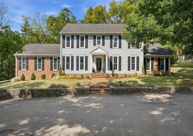 Photo 1 of Single family home for sale at 1712 Old Hickory Blvd, Brentwood, TN 37027 | MLS# 3545692 | Listing updated on 2026-10-04