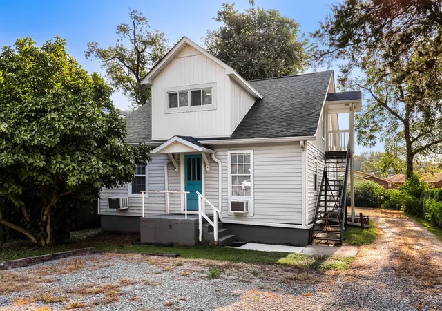 Photo 3 of Multi family home for sale at 1309 Jones Ave, Nashville, TN 37207 | MLS# 3542675 | Listing updated on 2026-09-28