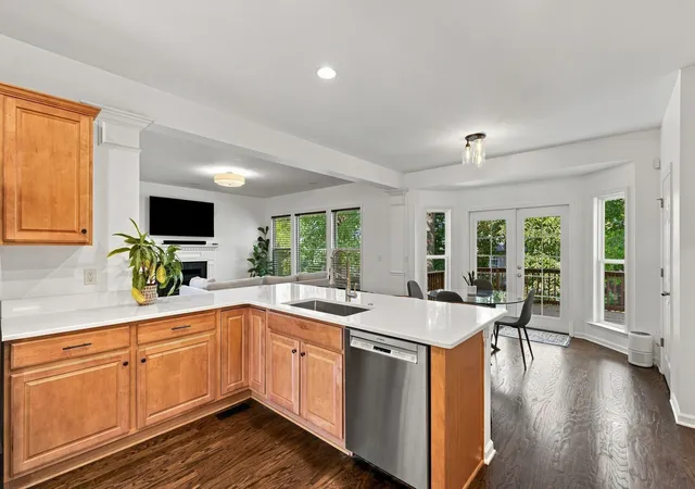 Photo 3 of Sale Pending at 3208 Woodspring Ct, Nashville, TN 37211 | MLS# 3526763 | Listing updated on 2026-09-11