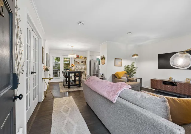 Photo 4 of Single family home for sale at 320 Garrett Dr, Nashville, TN 37211 | MLS# 3514747 | Listing updated on 2026-09-15