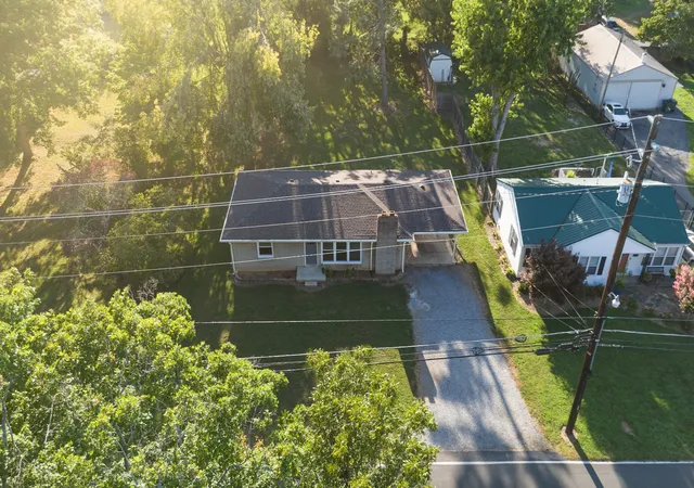 Photo 3 of Single family home for sale at 332 Portland Blvd, Portland, TN 37148 | MLS# 3525589 | Listing updated on 2026-09-10