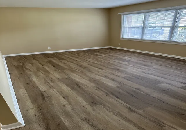 Photo 4 of Single family home for sale at 1102 W Lincoln St, Tullahoma, TN 37388 | MLS# 3527631 | Listing updated on 2026-09-14