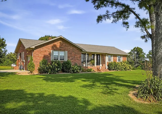 Photo 3 of Single family home for sale at 3459 Short Mountain Rd, Woodbury, TN 37190 | MLS# 3515449 | Listing updated on 2026-09-14