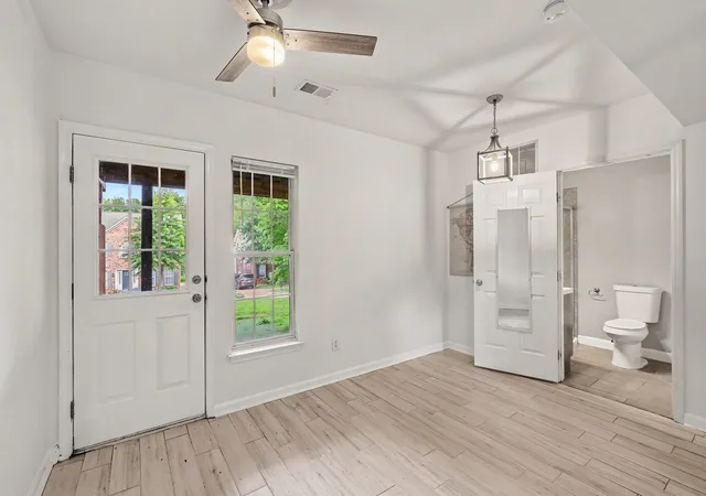Photo 3 of Townhouse for sale at 663 Huffine Manor Cir, Franklin, TN 37067 | MLS# 3519240 | Listing updated on 2026-09-09