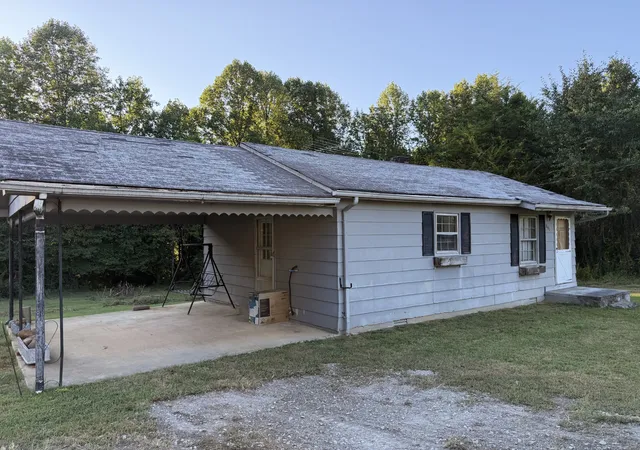 Photo 3 of Single family home for sale at 641 Ruth Hildreth Rd, Smithville, TN 37166 | MLS# 3526345 | Listing updated on 2026-09-24