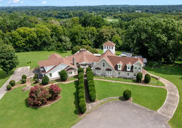 Photo 2 of Mansion for sale at 100 Pineywood Acres Dr, Madison, TN 37115 | MLS# 3544934 | Listing updated on 2026-09-10
