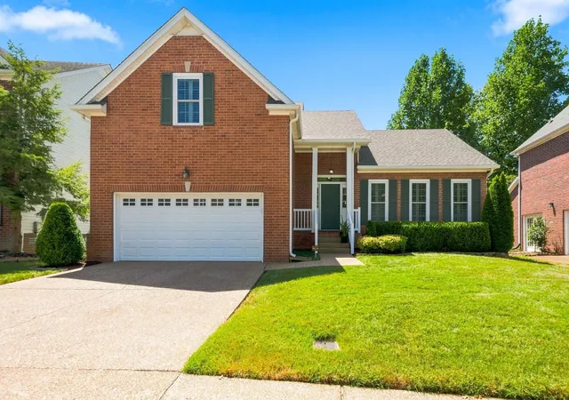 Photo 1 of Single family home for sale at 5005 Penbrook Dr, Franklin, TN 37069 | MLS# 3527591 | Listing updated on 2026-09-11