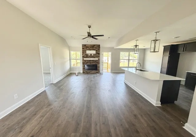 Photo 4 of Single family home for sale at 151 Persinger Pl, Clarksville, TN 37042 | MLS# 3515210 | Listing updated on 2026-10-27
