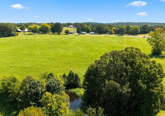 Land for sale at 0 Travis Dr, Tennessee Ridge, TN 37178 | MLS# 3523778