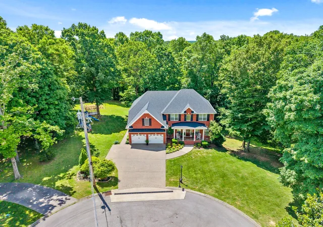 Photo 3 of Single family home for sale at 274 Yearling Trce, Pleasant View, TN 37146 | MLS# 3527354 | Listing updated on 2026-09-12