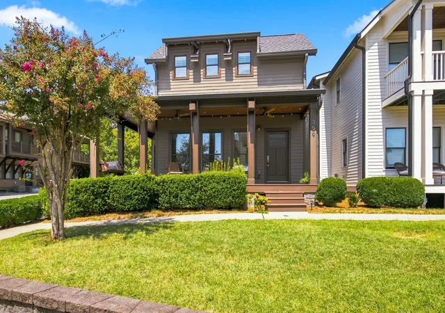 Photo 1 of Single family home for sale at 359 Sylvan Park Ln, Nashville, TN 37209 | MLS# 3520378 | Listing updated on 2026-09-15