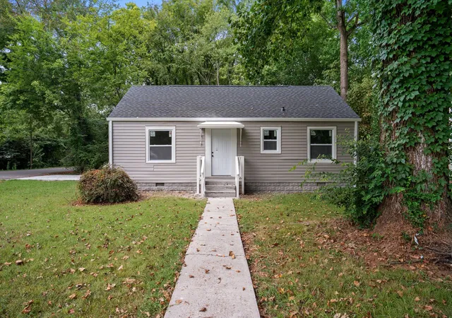Photo 3 of Single family home for sale at 434 Hawkins Ave, Murfreesboro, TN 37130 | MLS# 3527922 | Listing updated on 2026-09-23