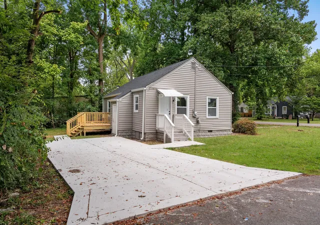 Photo 3 of Single family home for sale at 434 Hawkins Ave, Murfreesboro, TN 37130 | MLS# 3527922 | Listing updated on 2026-09-23