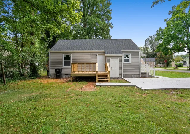 Photo 4 of Single family home for sale at 434 Hawkins Ave, Murfreesboro, TN 37130 | MLS# 3527922 | Listing updated on 2026-09-23