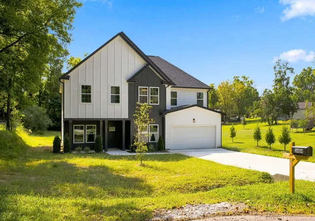 Photo 1 of Single family home for sale at 3402 Lallemand Dr, Nashville, TN 37211 | MLS# 3520294 | Listing updated on 2026-10-10