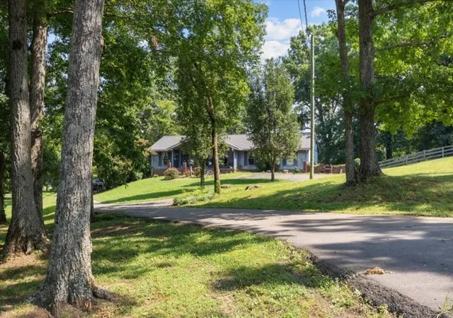 Photo 2 of Land for sale at 1446 Old Hillsboro Rd, Franklin, TN 37069 | MLS# 3519032 | Listing updated on 2026-09-22