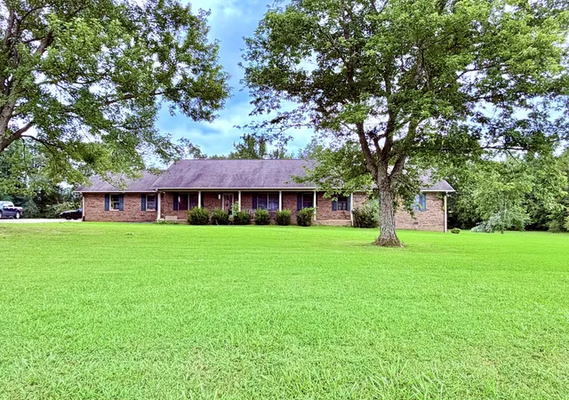 Photo 4 of Single family home for sale at 1518 Highway 140 E, Puryear, TN 38251 | MLS# 3519068 | Listing updated on 2026-09-11