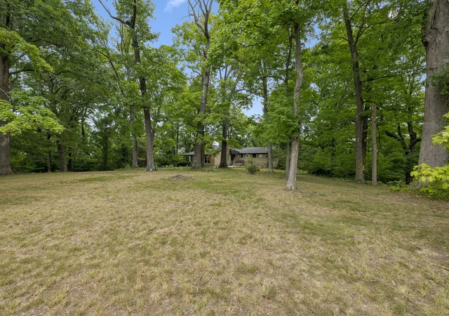 Photo 3 of Single family home for sale at 5572 Hwy 76 E, Springfield, TN 37172 | MLS# 3519269 | Listing updated on 2026-09-14