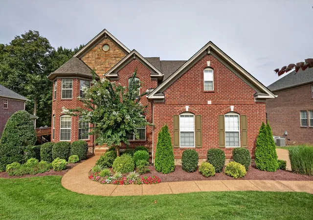 Photo 1 of Single family home for sale at 7166 Tullamore Ln, Franklin, TN 37067 | MLS# 3527789 | Listing updated on 2026-09-11