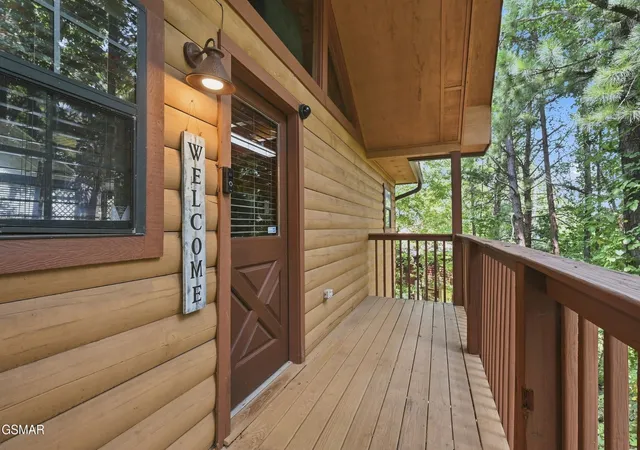 Photo 2 of Single family home for sale at 2867 Eagle Crst Way, Sevierville, TN 37876 | MLS# 3591825 | Listing updated on 2026-09-30