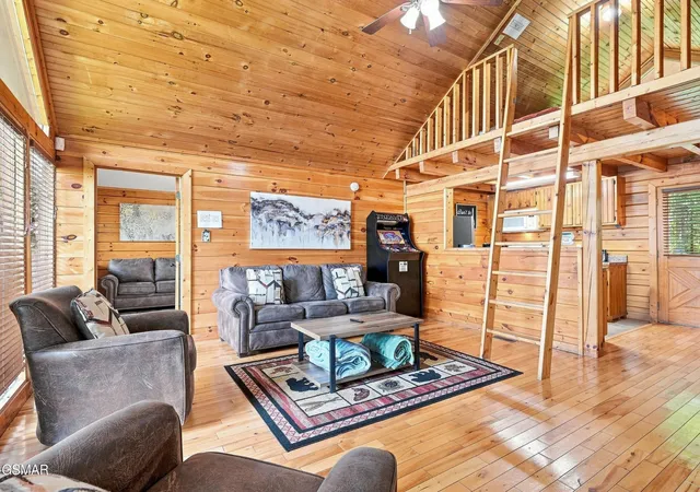 Photo 4 of Single family home for sale at 2867 Eagle Crst Way, Sevierville, TN 37876 | MLS# 3591825 | Listing updated on 2026-09-30